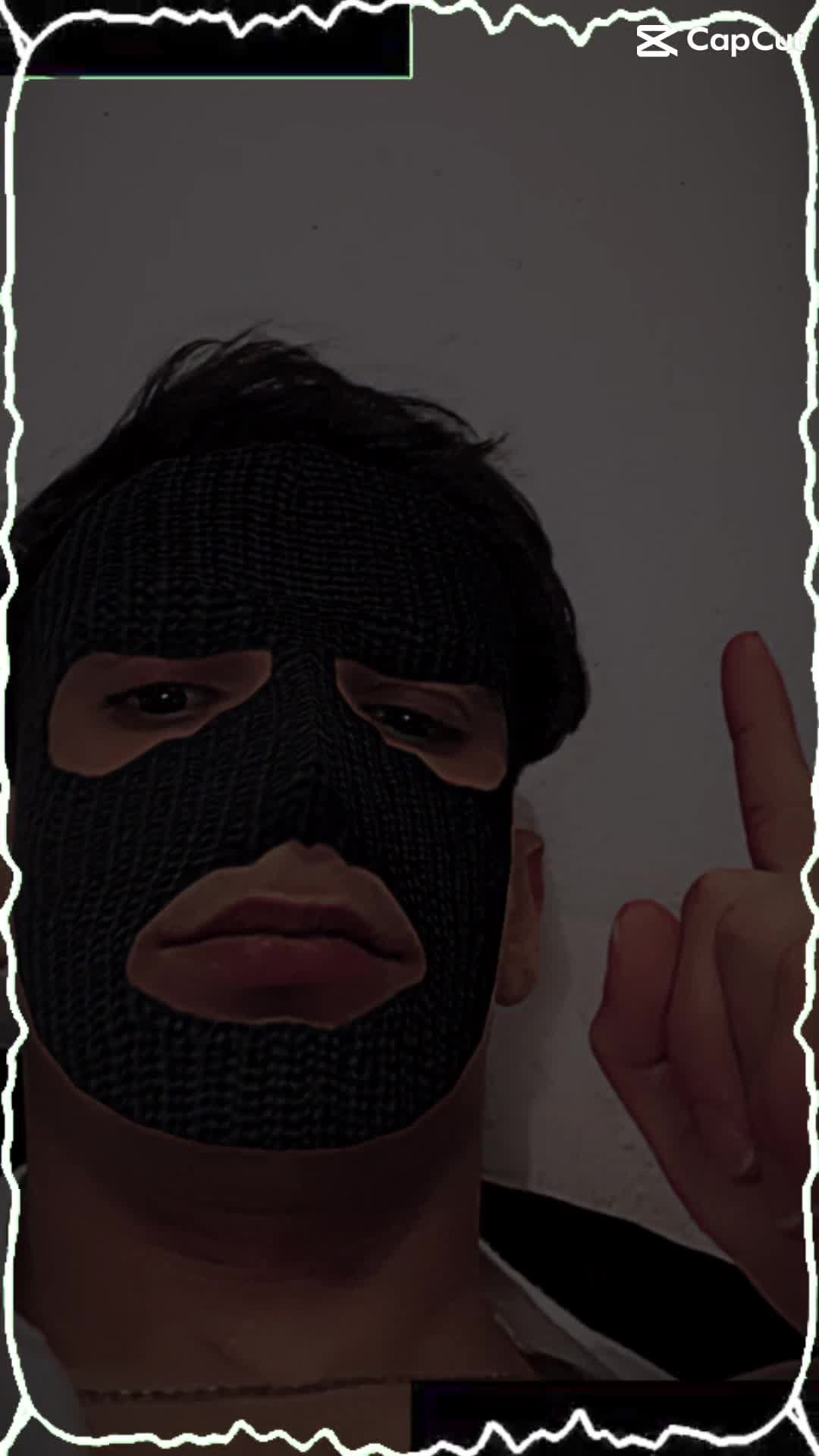 @Ayaz○o。