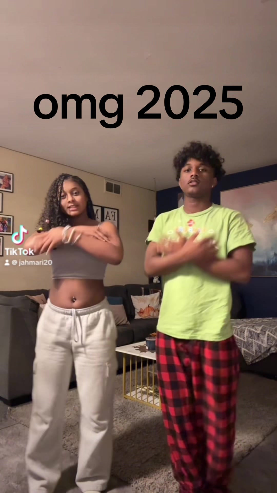 @skylaspam👀