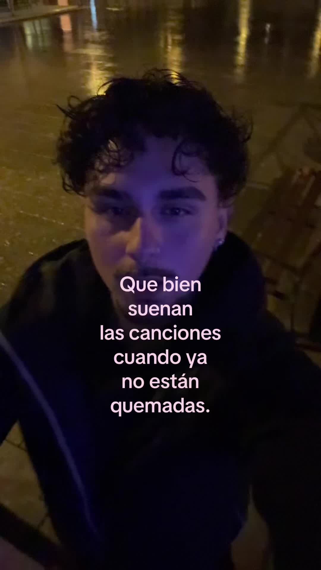 @carlosbelloo__