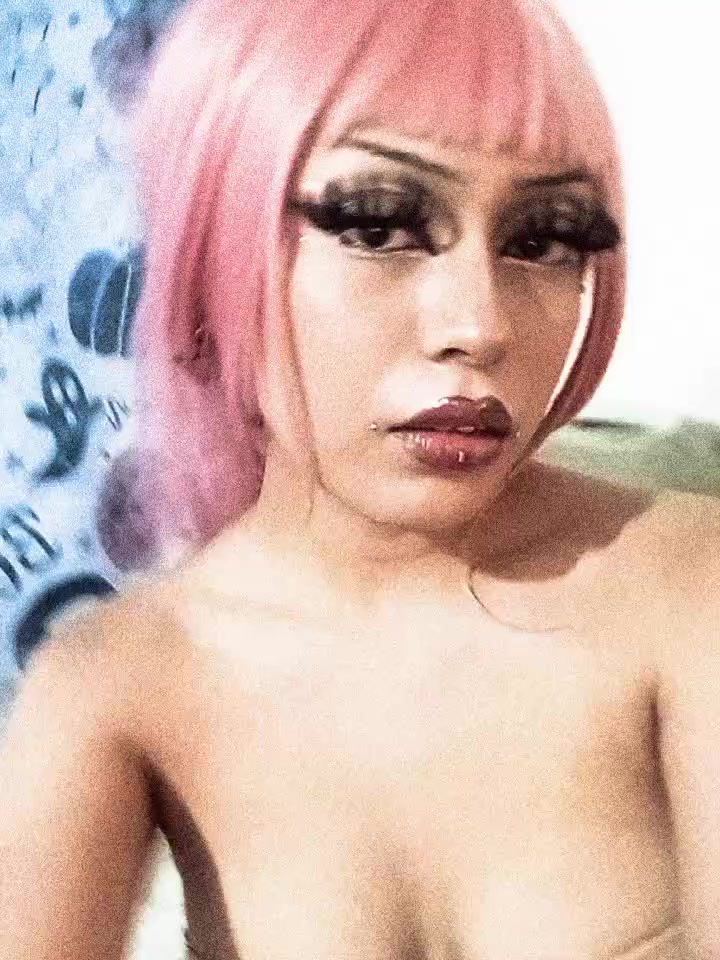 @isabellaaaa