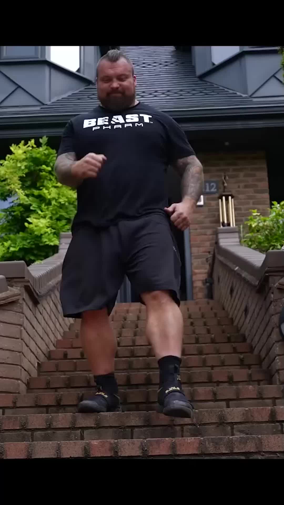 @Eddie Hall - The Beast