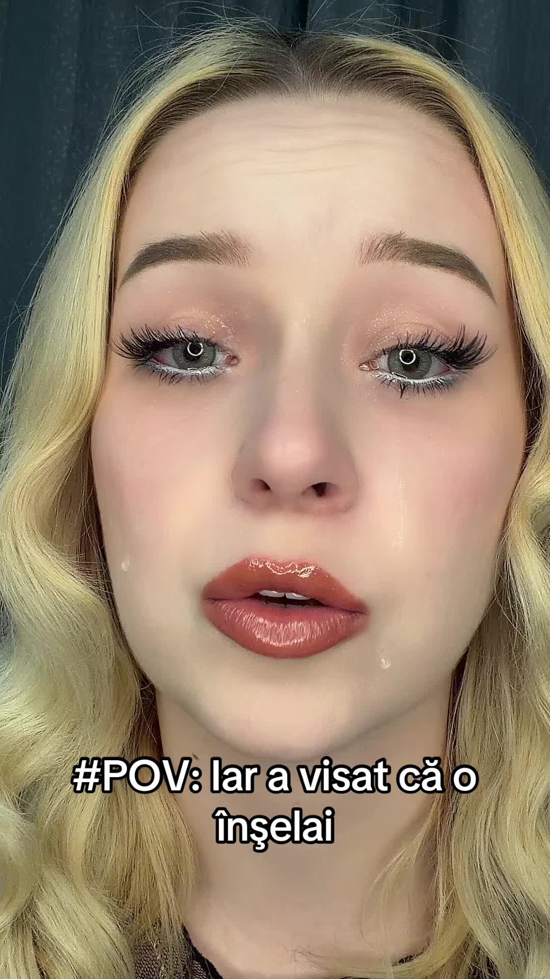 @Ella