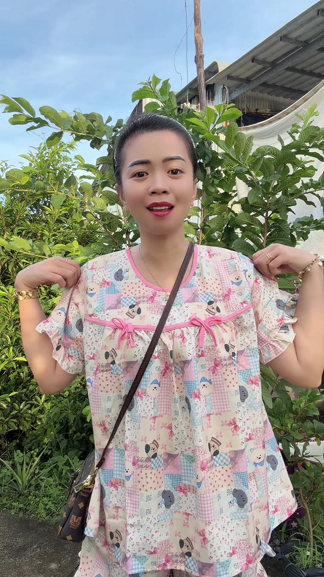 @Em Cẩm Nè