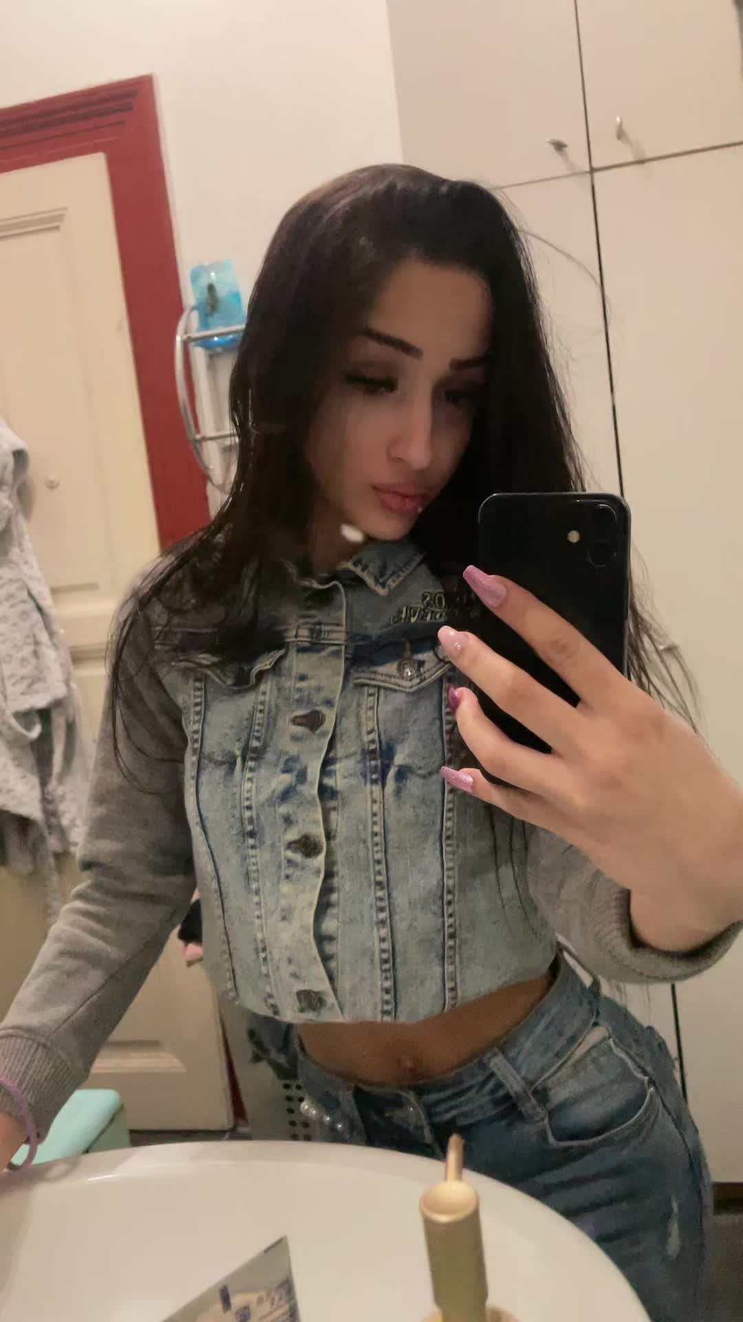 @Kiara_18