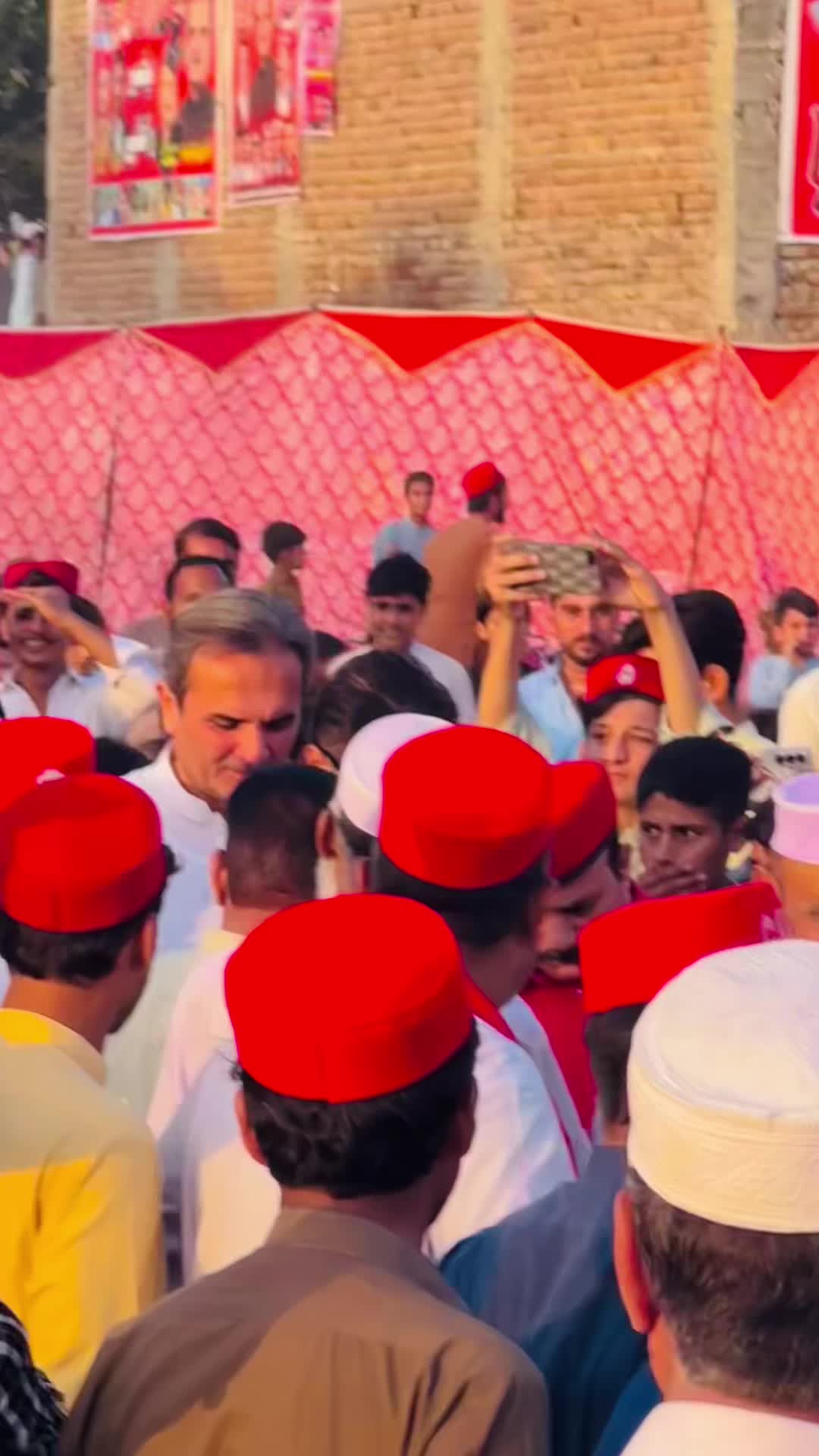 @𝙄𝙢𝙖𝙙 𝙈𝙖𝙣𝙙𝙤𝙤𝙧𝙞 🚩