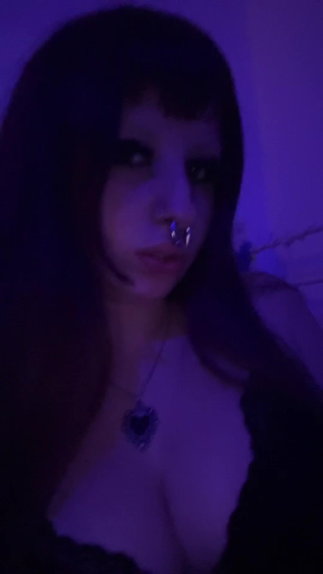 @𝔄𝔰𝔥𝔶𝔟𝔬𝔫𝔤𝔴𝔞𝔱𝔢𝔯⛧ ⩜⃝