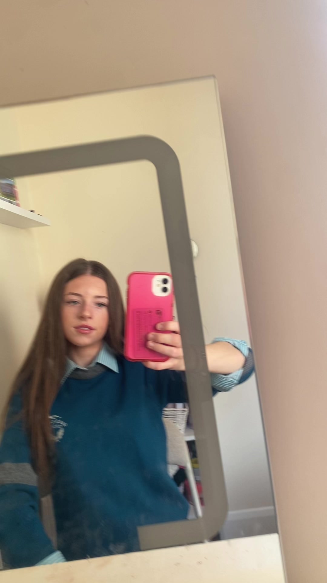 @️