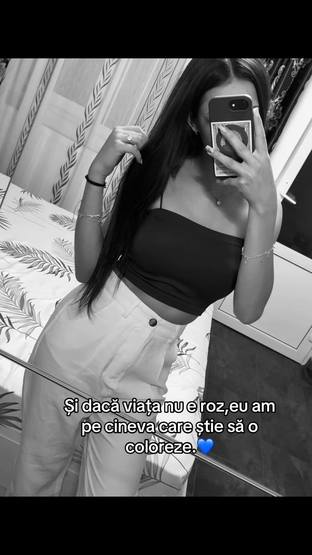 @lavinia