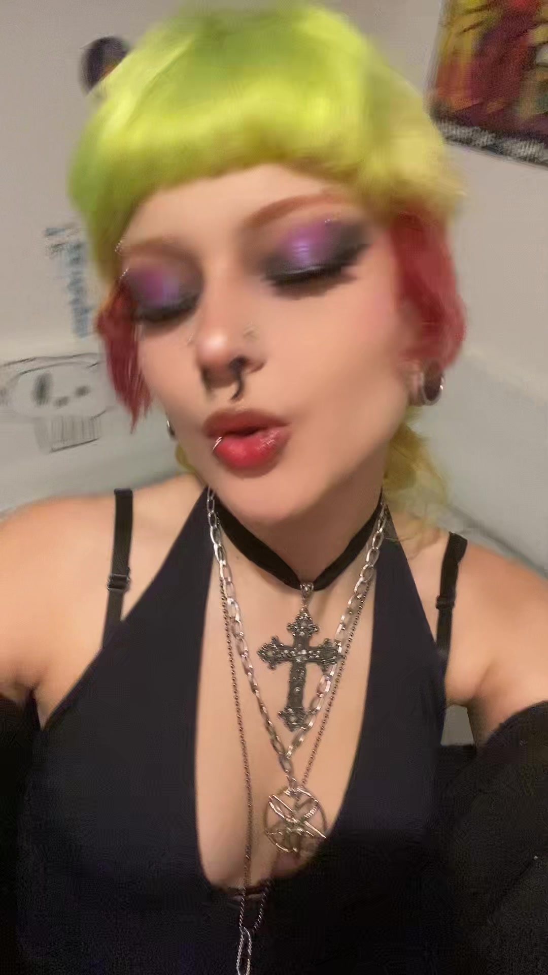 @ivanooo - (ele/dele)