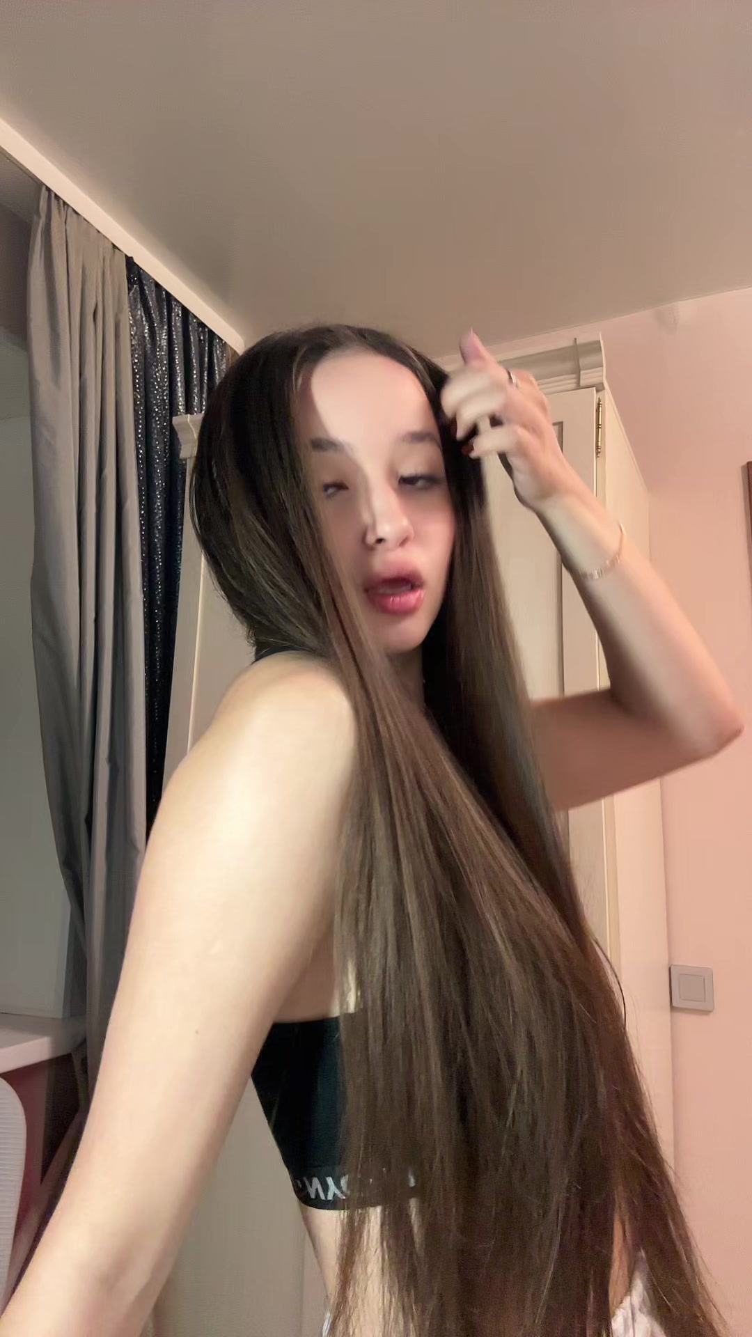 @🐇