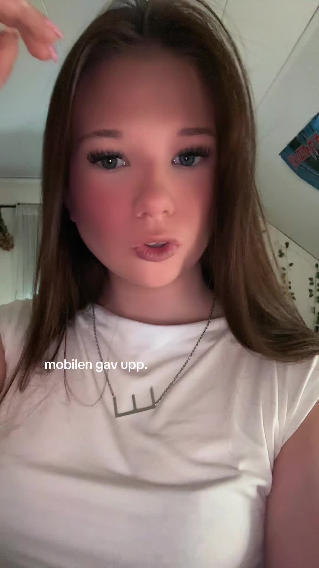 @𝓔𝓿𝓮𝓵𝓲𝓷𝓪