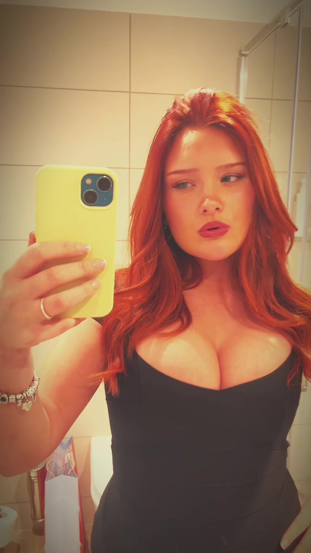 @leah19