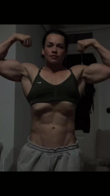 @lolyfitness_