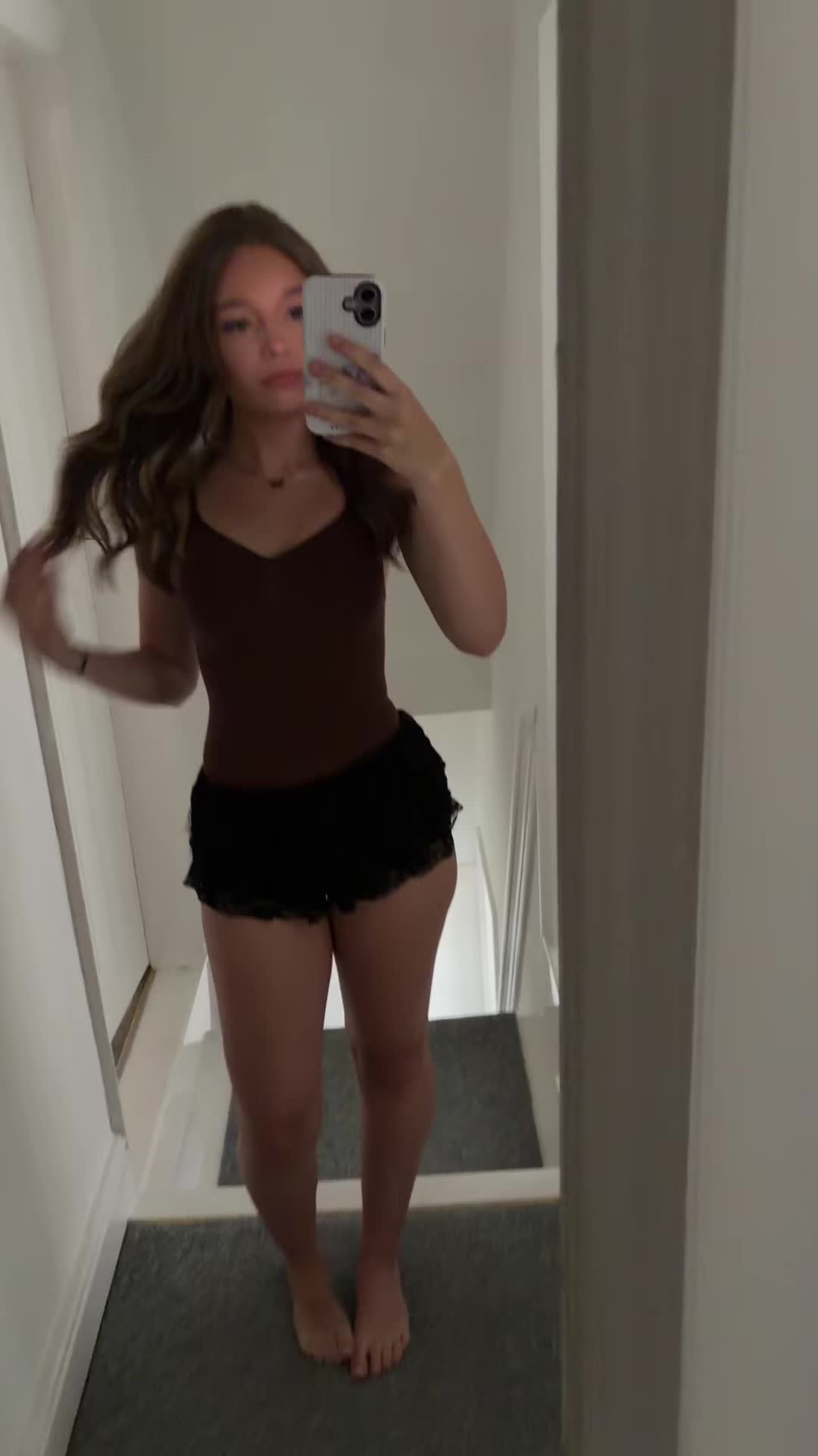 @⃟
