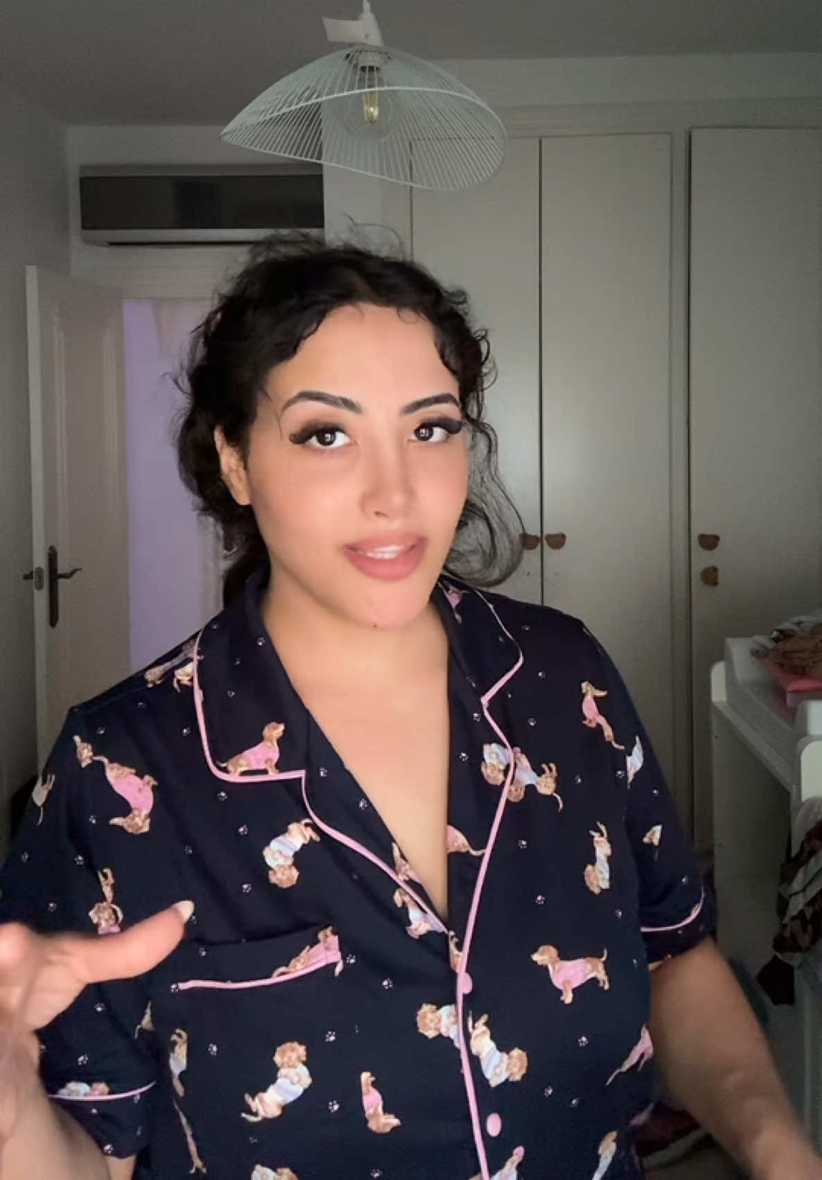 @saricooloficiaal