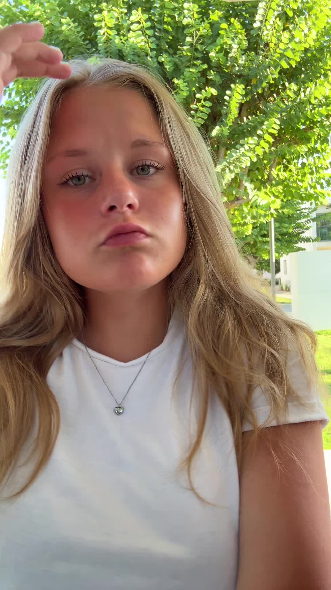 @Hemligtlol