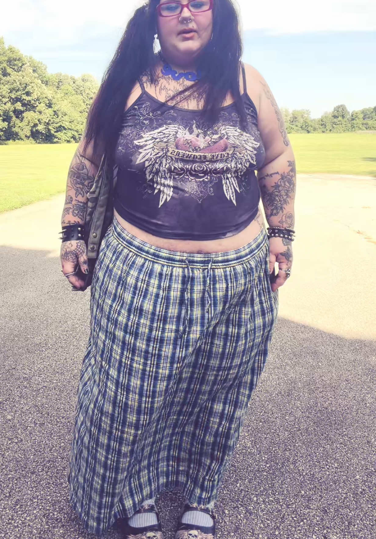 @𝓼𝓾𝓶𝓷𝓮𝓻 𝓱𝓸𝔀𝓮𝓵𝓵𝓼