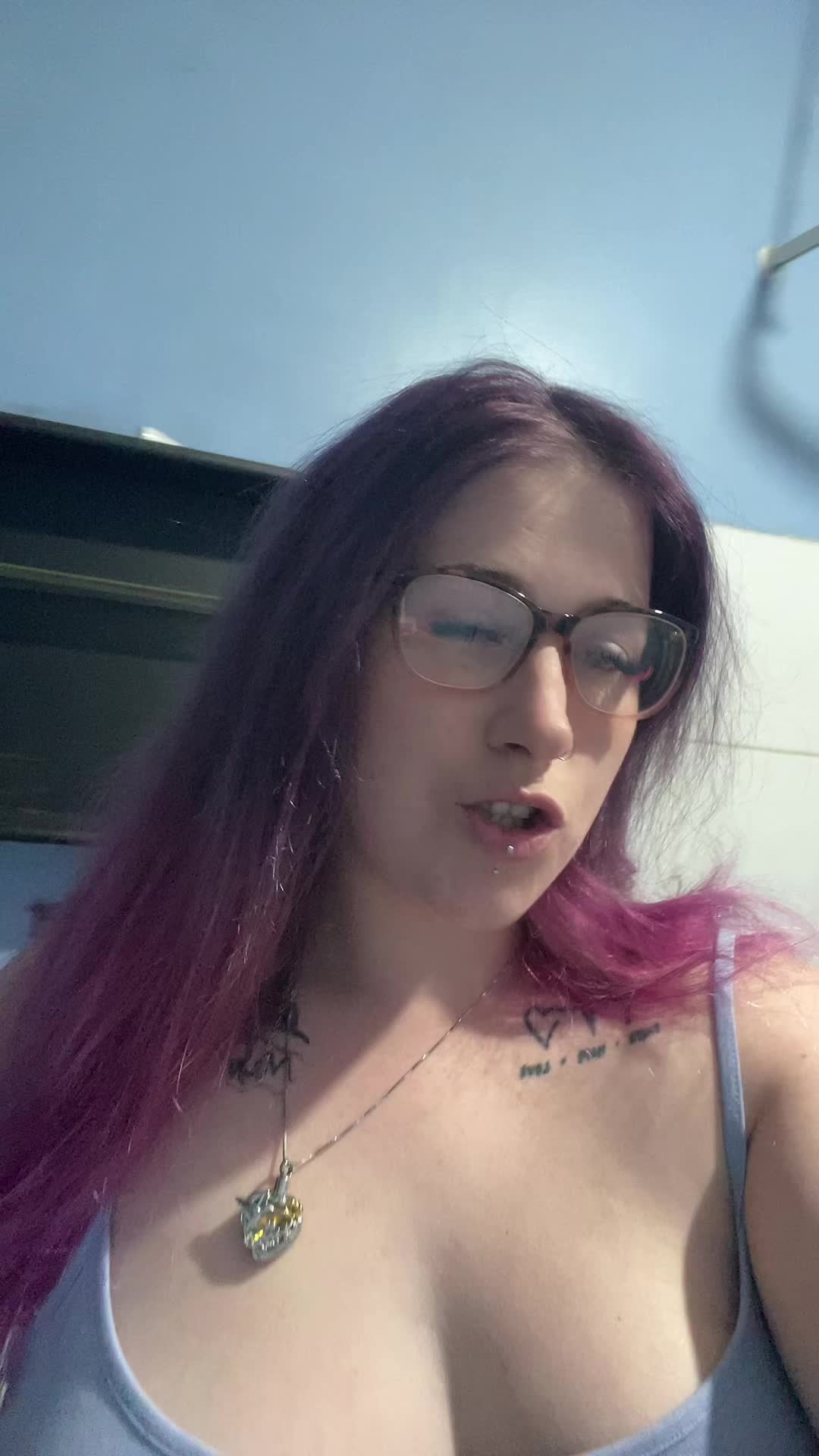 @sillysoph_xo