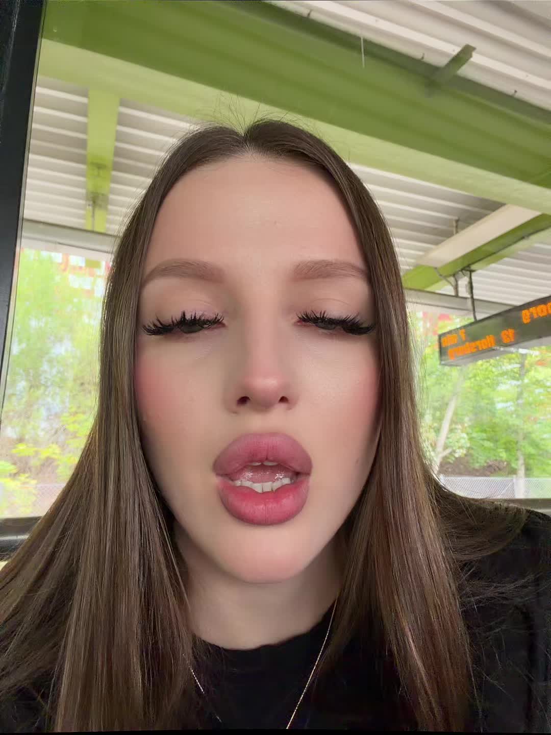@стабильно Полинка