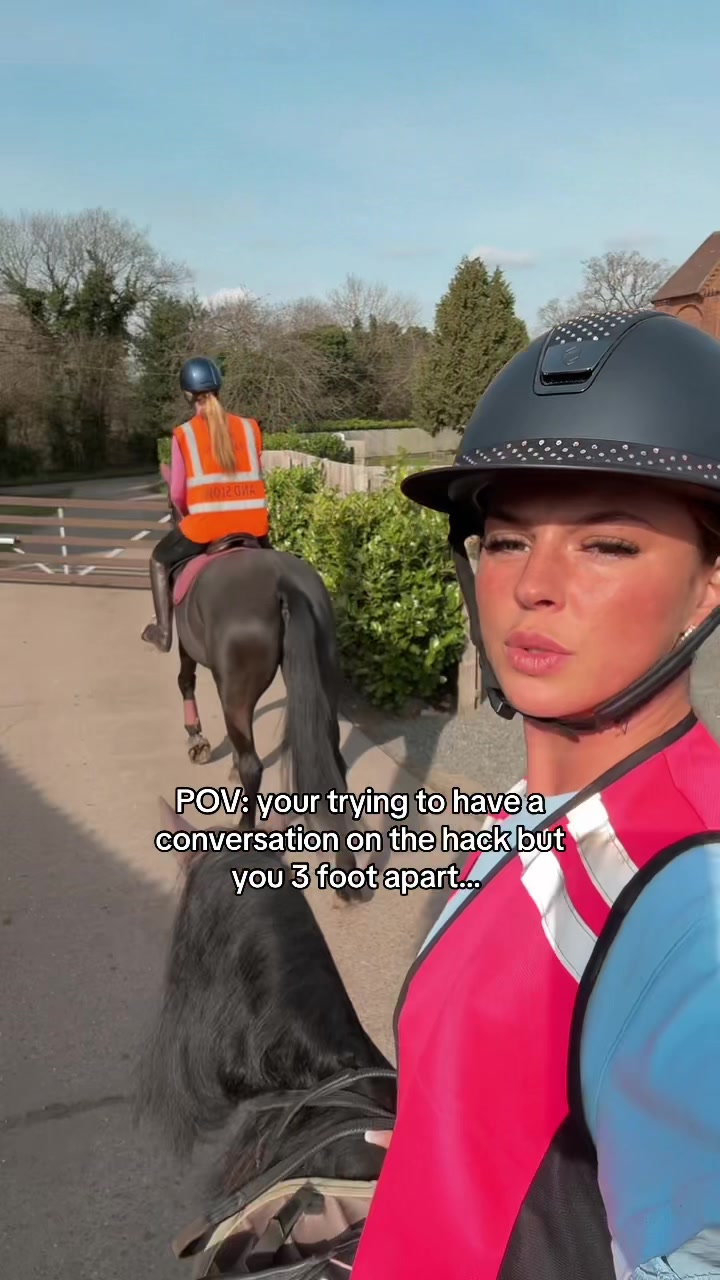 @Sophie&merlin🌸🐴