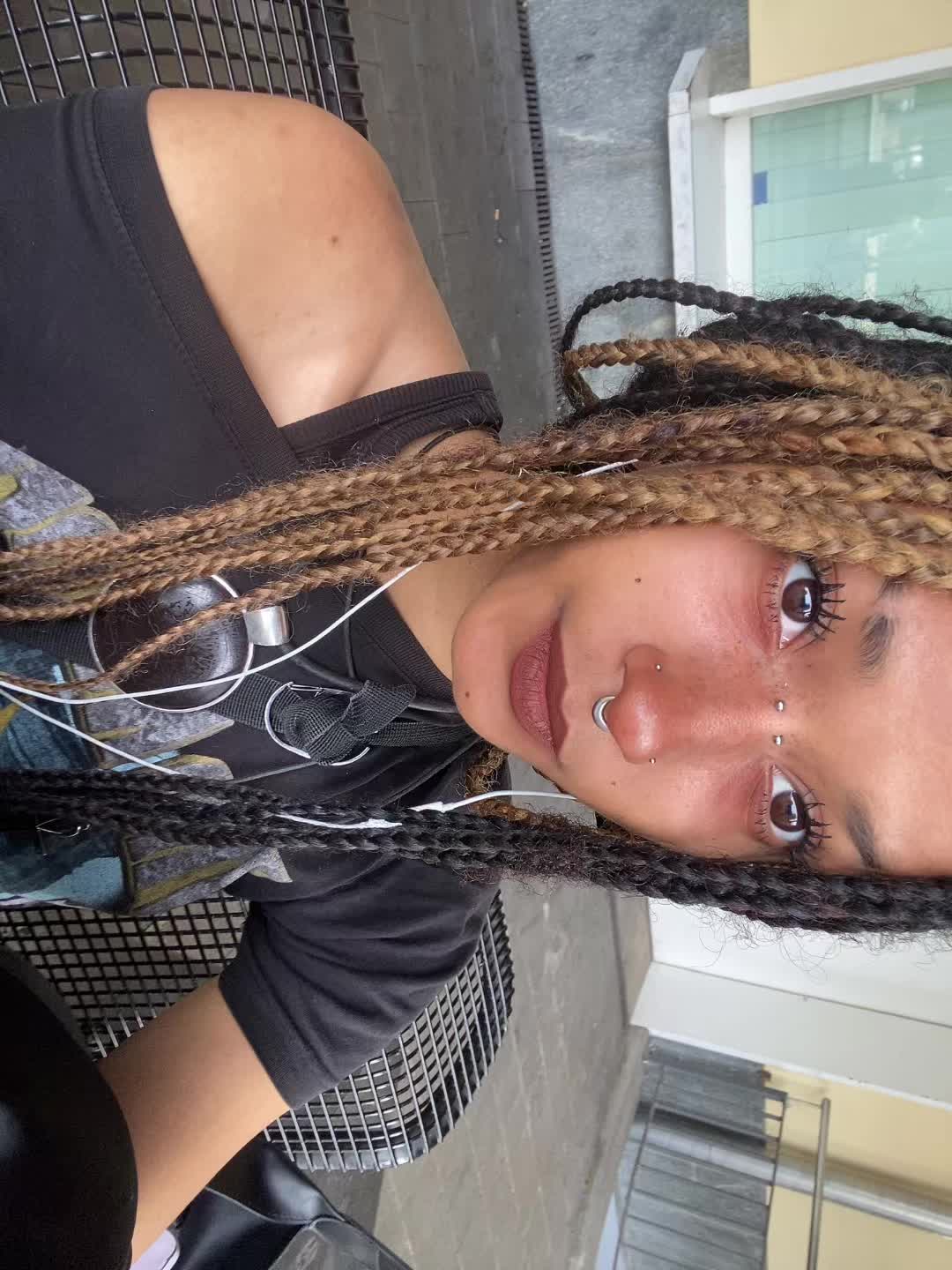 @Daria(: