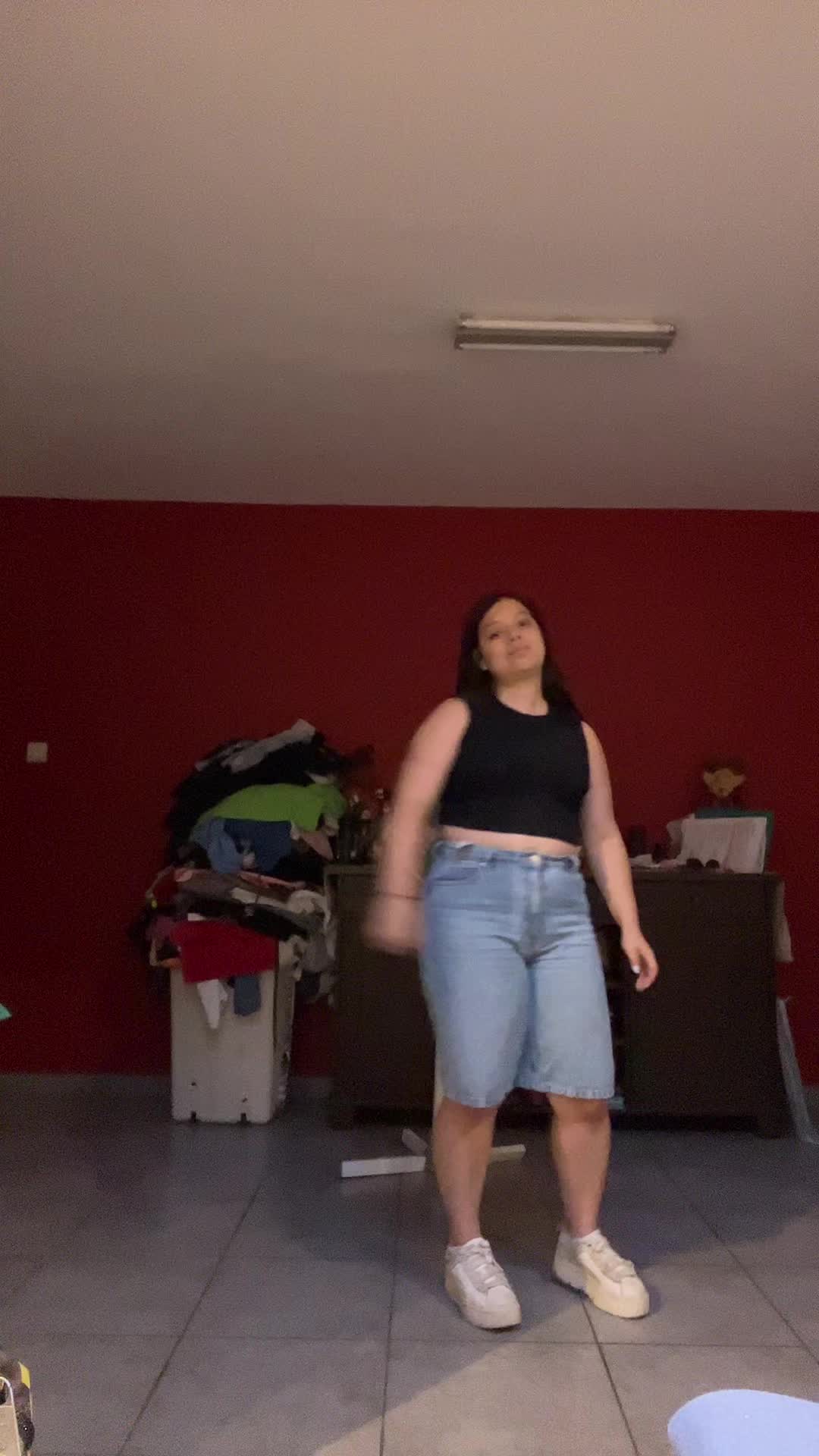 @𝐌𝐞𝐥𝐚𝐧𝐢𝐞 𝐆𝐚𝐫𝐫𝐞𝐭𝐚