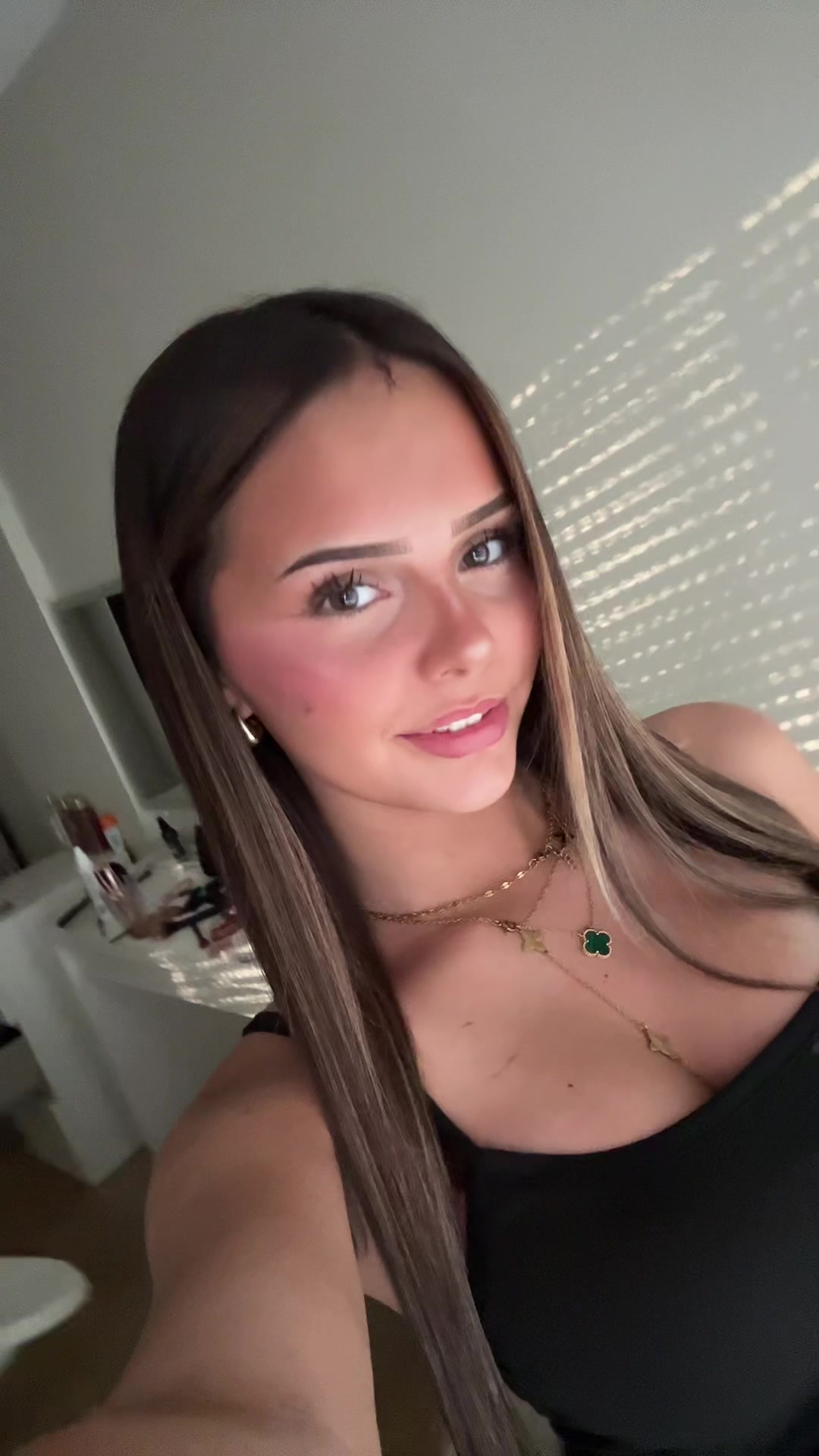 @charlyze.sbr
