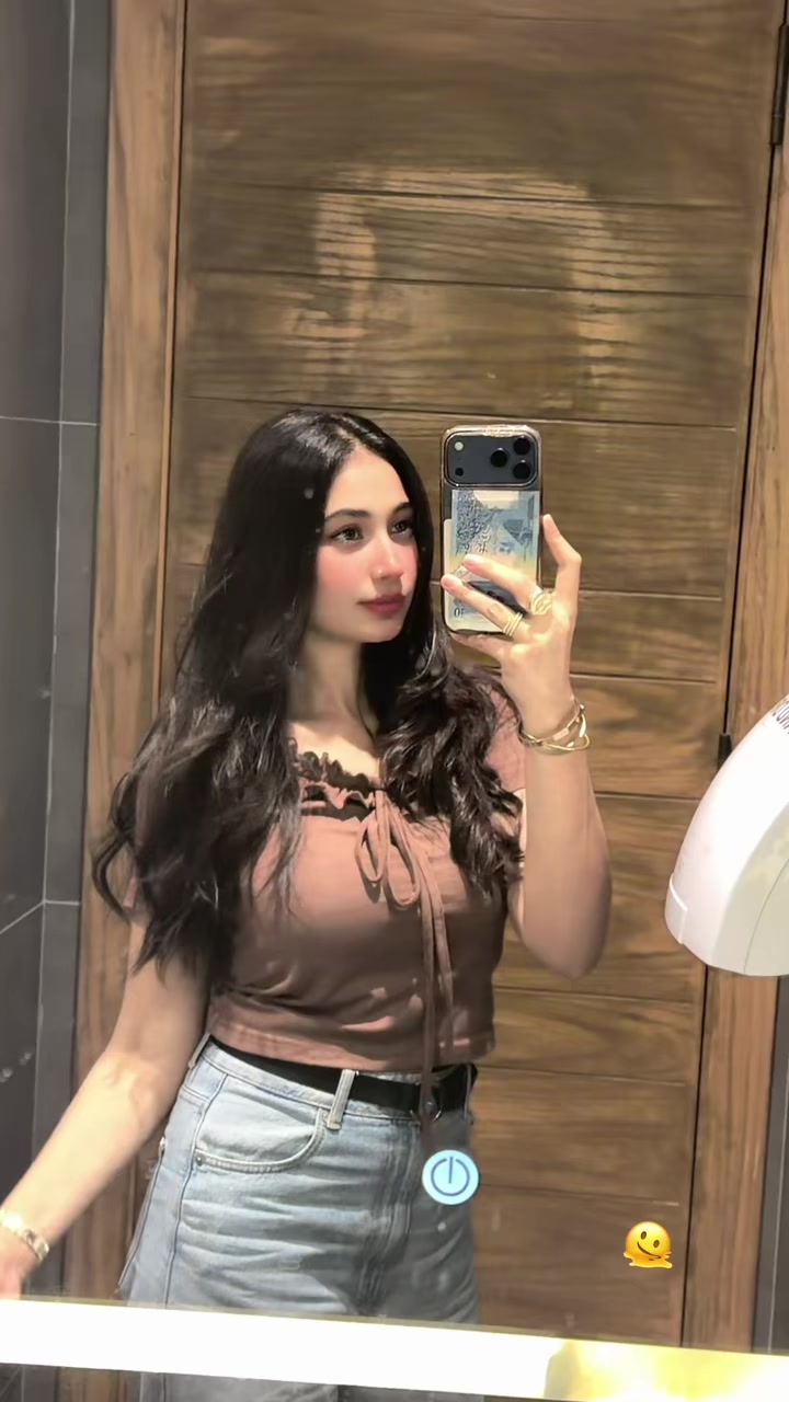 @Amna liaqat 🫠🎀