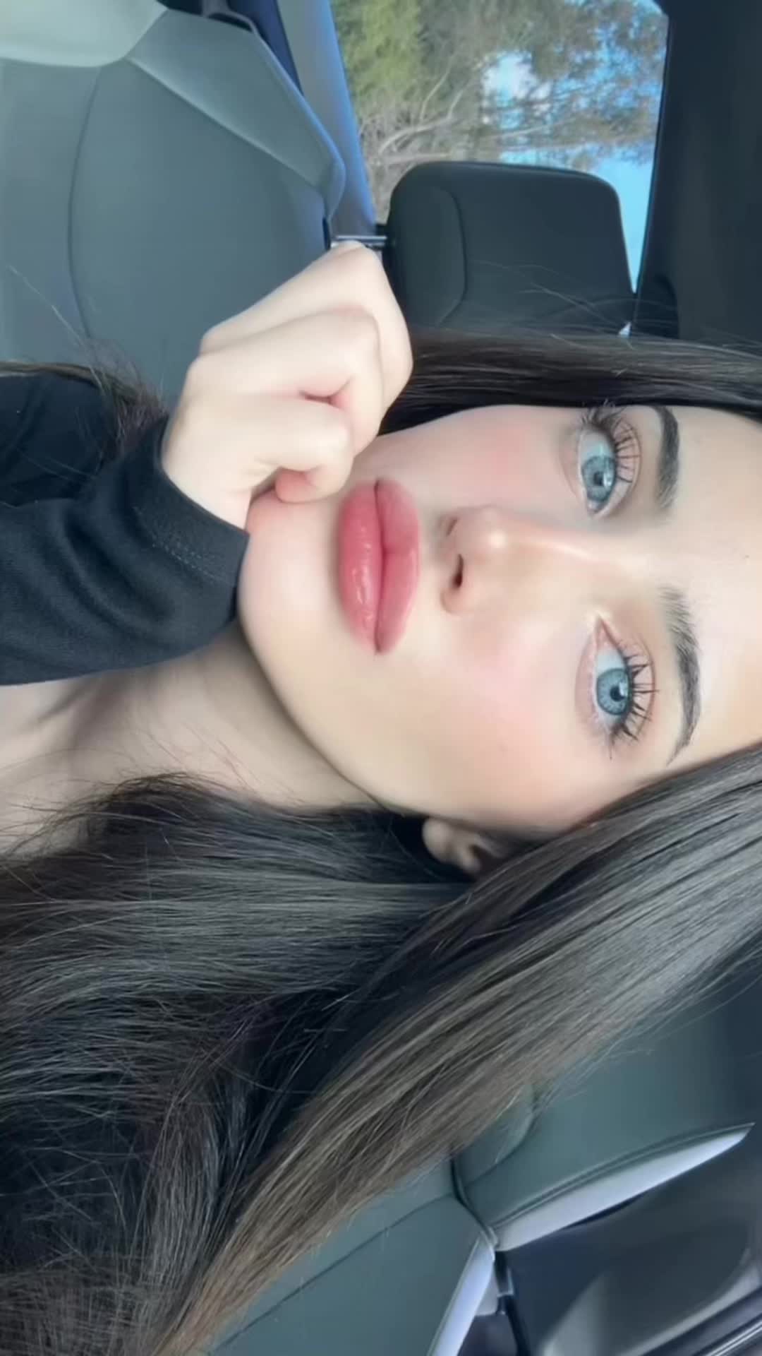@vania