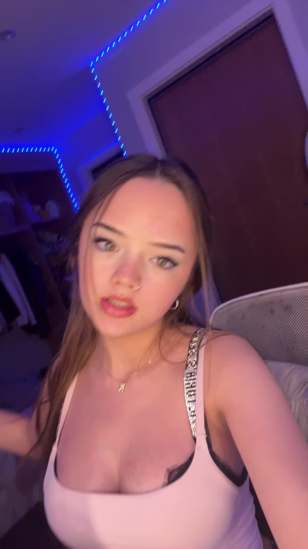 @milliehaskinsx3