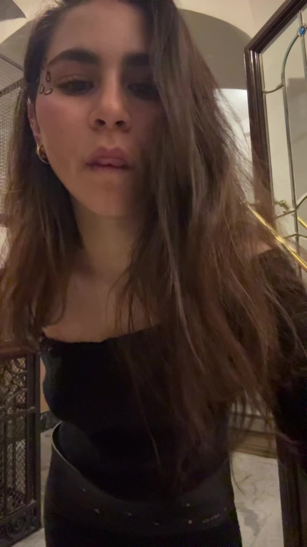 @domisquicc