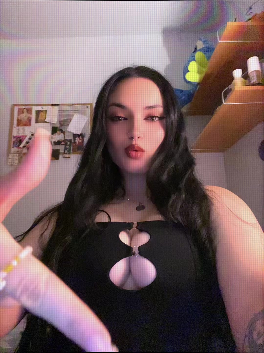 @🦊