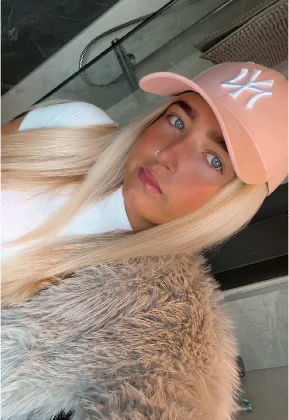 @Halle Violet 🌸