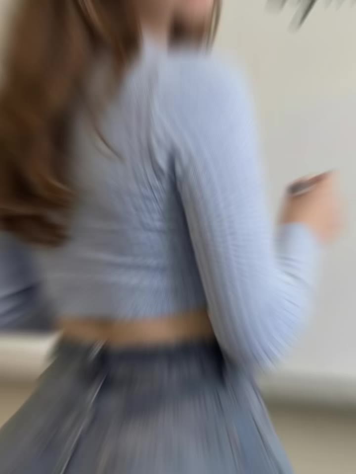 @Emma Watson 🔵