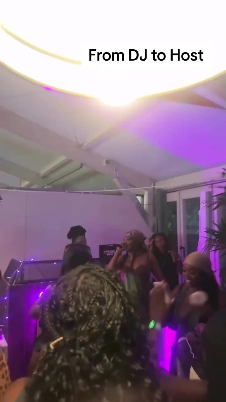 @DJEmz