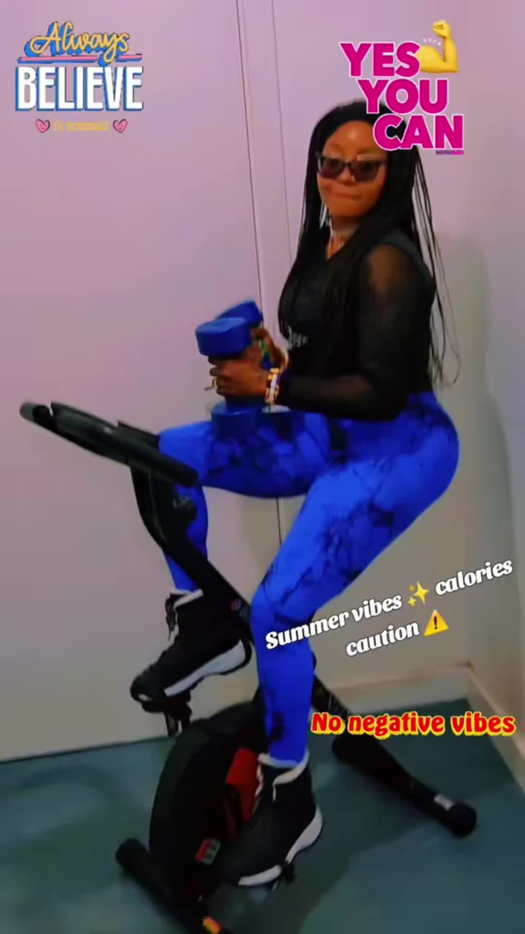 @ARKPOSNIKE MARIAM (AMG)