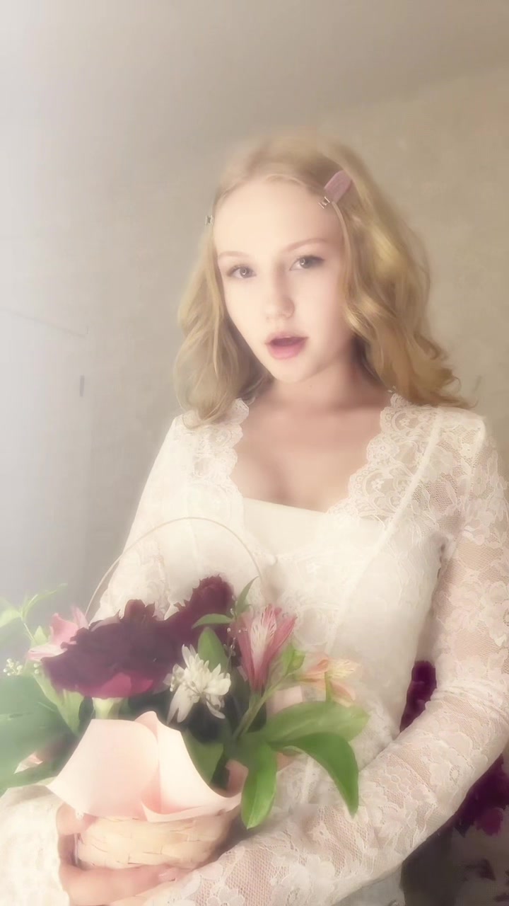 @yblonde