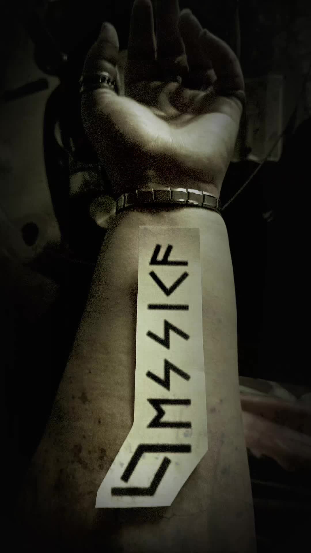 @🦇𝕁𝕖𝕪 𝔼𝕧𝕖𝕣𝕤🦇