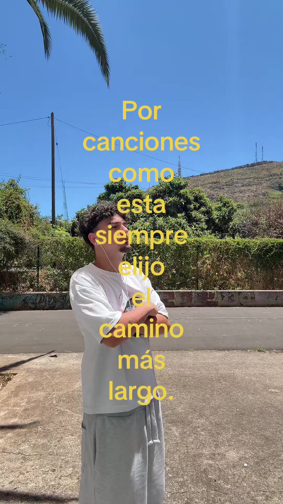 @carlosbelloo__