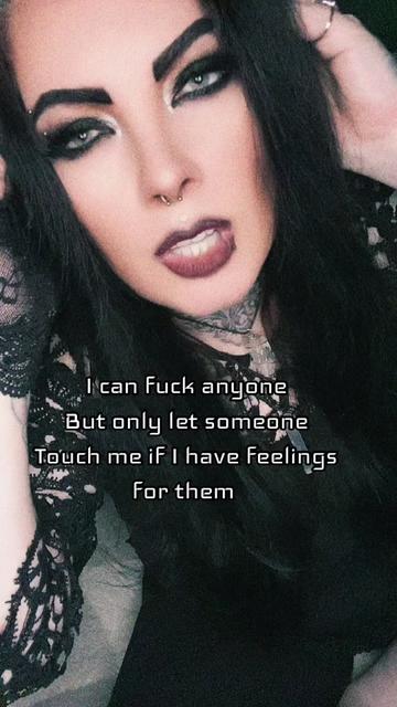 @🥀𝕿𝖍𝖊 𝕯𝖆𝖗𝖐 𝕼𝖚𝖊𝖊𝖓🖤