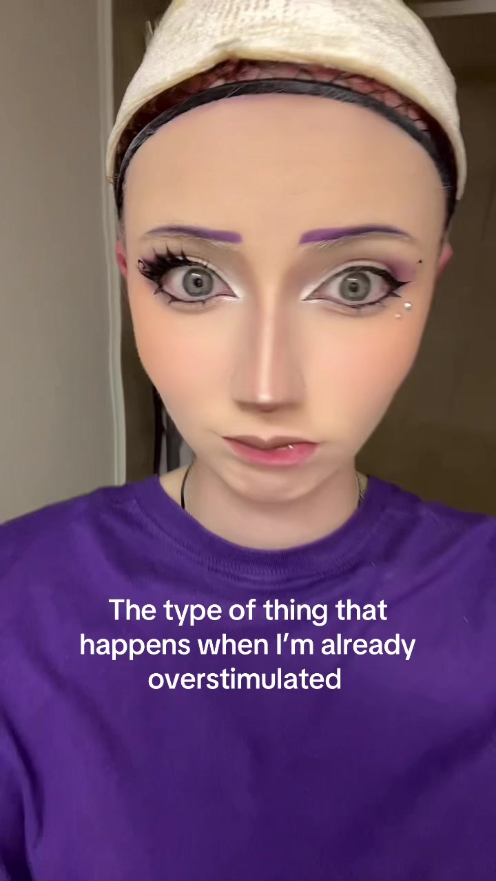 @mil0_cos