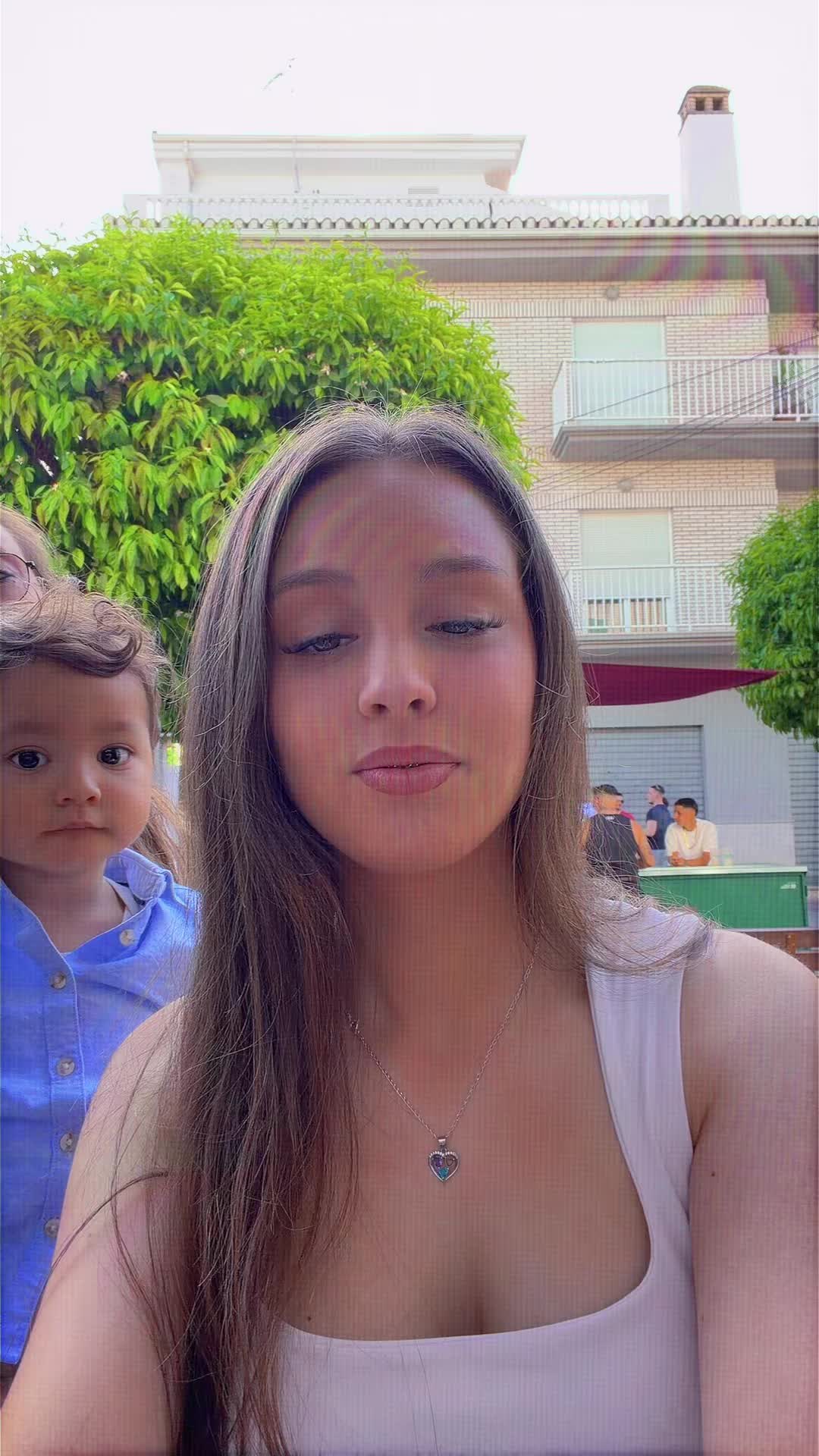 @Yunaira Escudero ✨