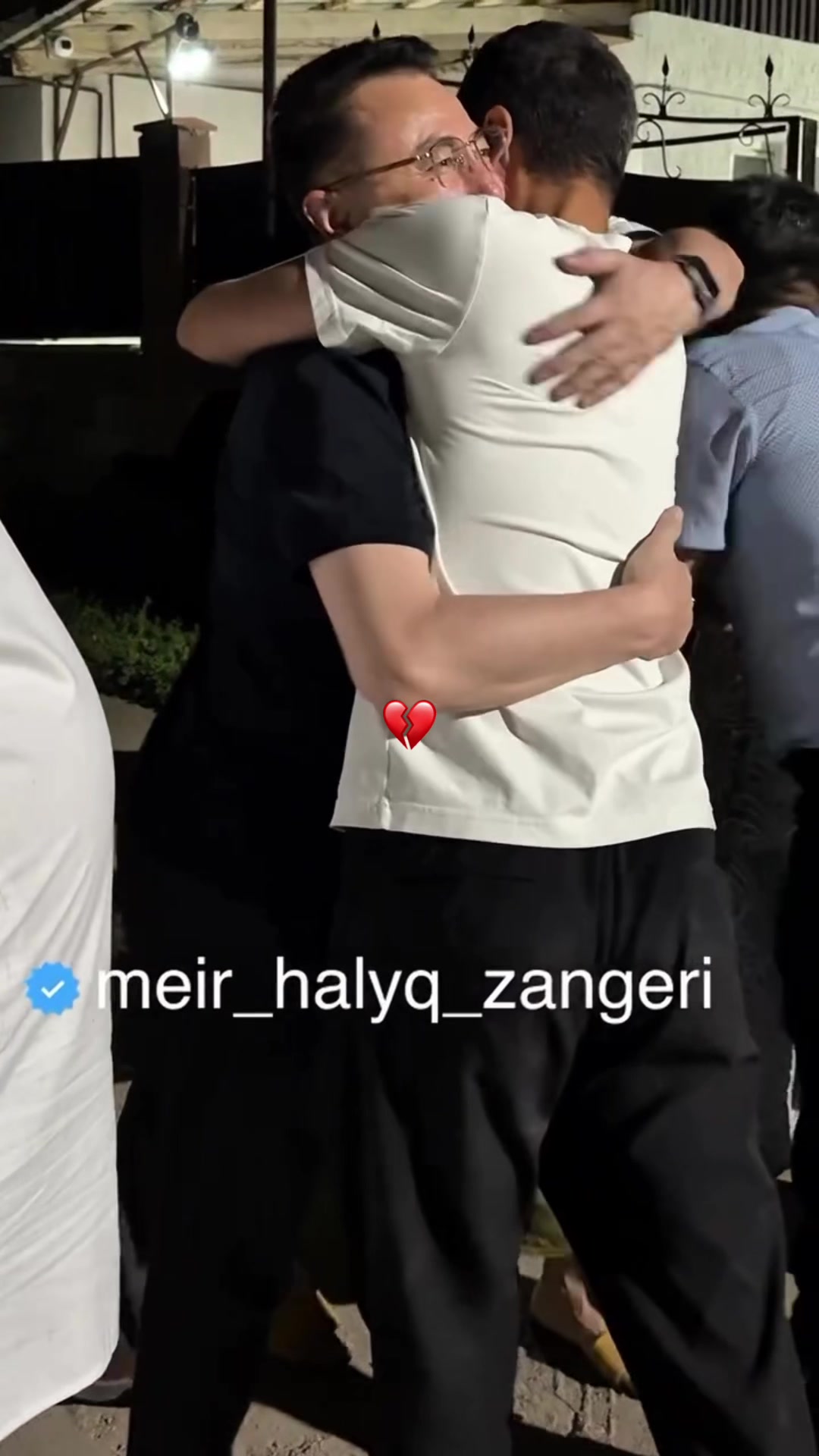 @💕