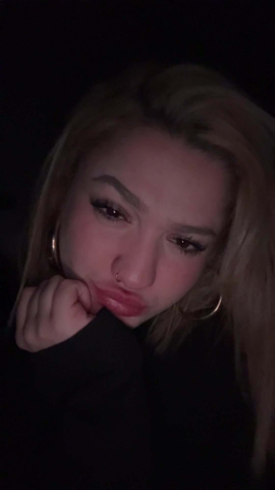 @vy