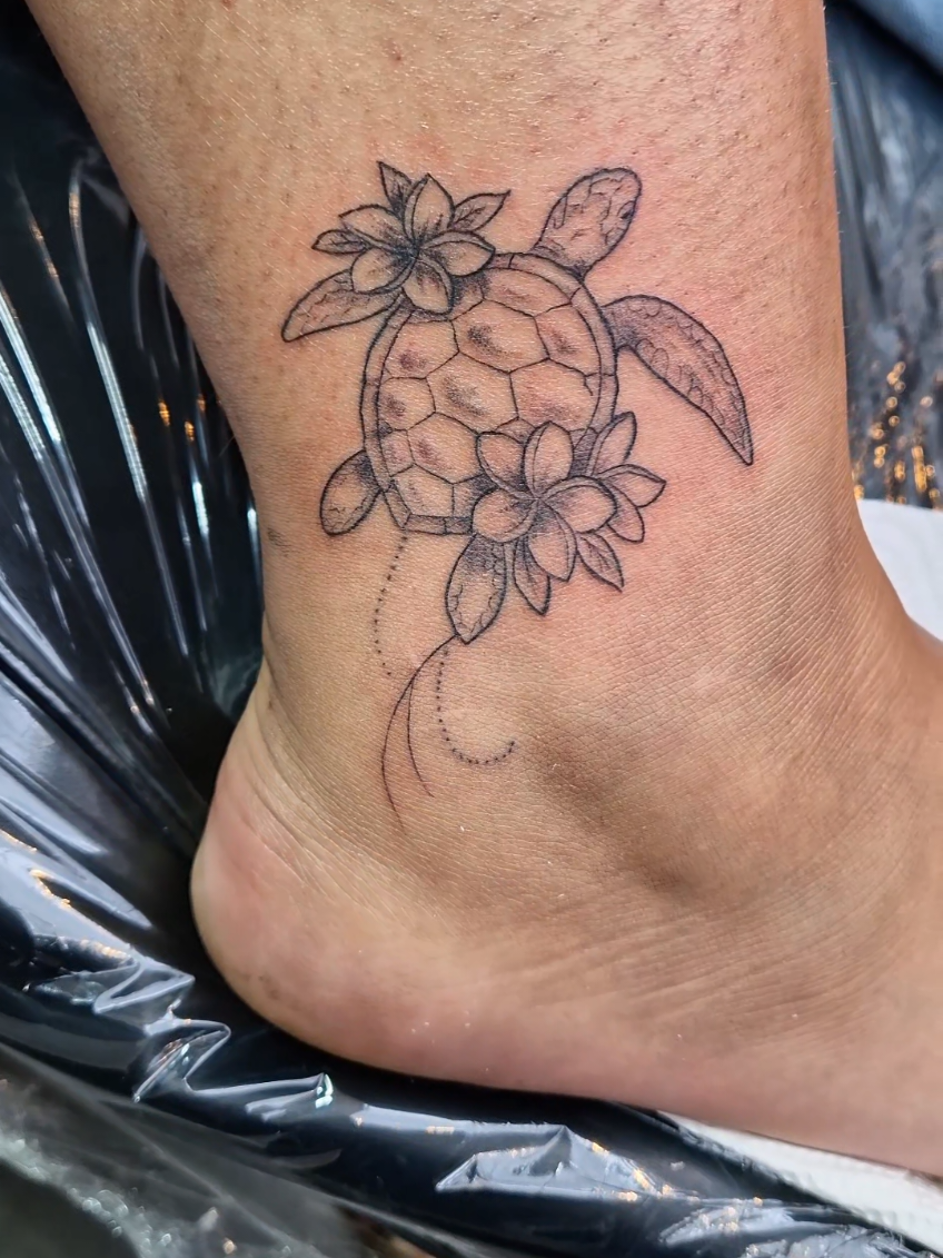 @Crying King Tattoos