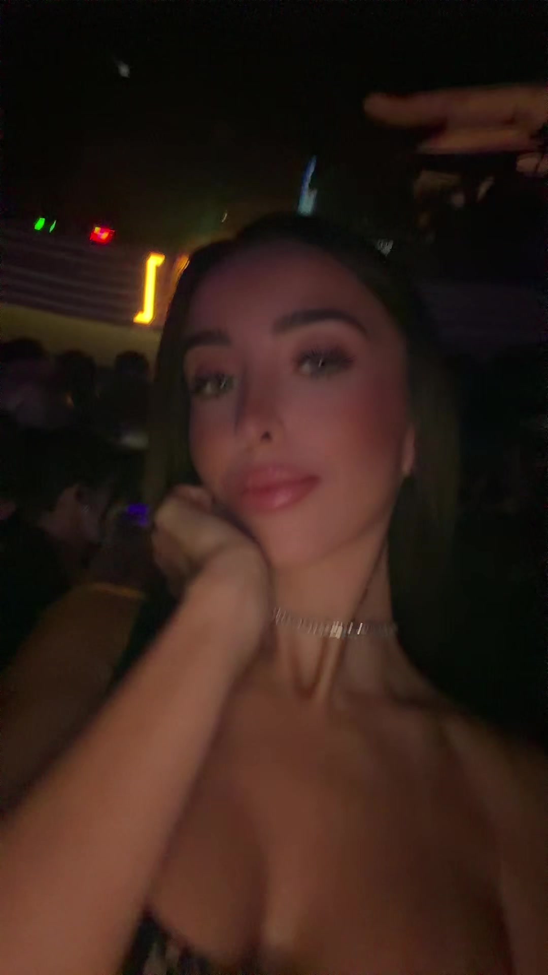 @nayiimtnez
