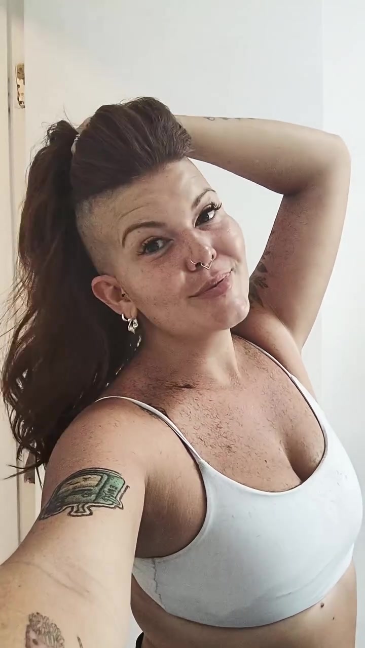 @RockThatBuzz