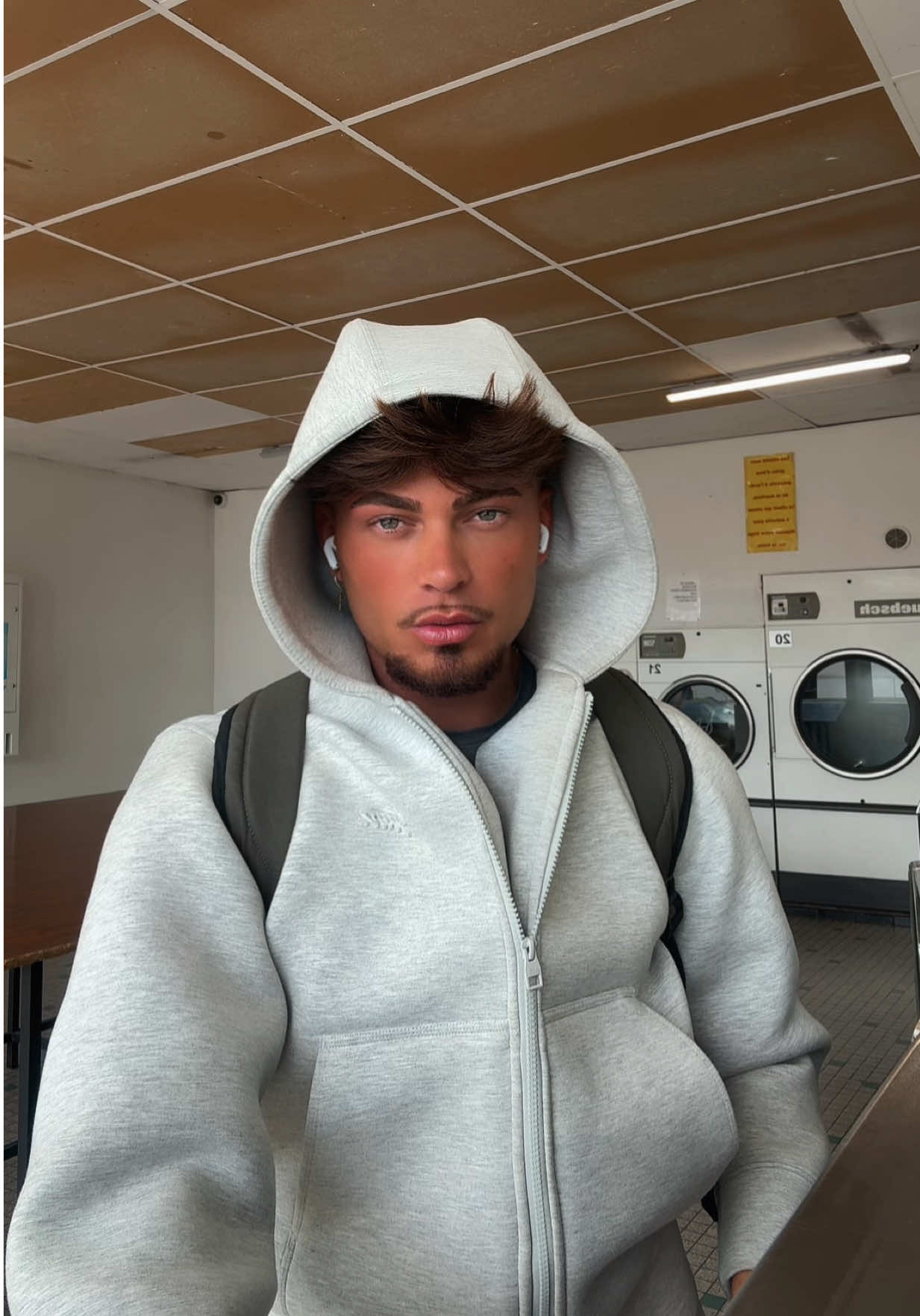 @F O R A R O B I N