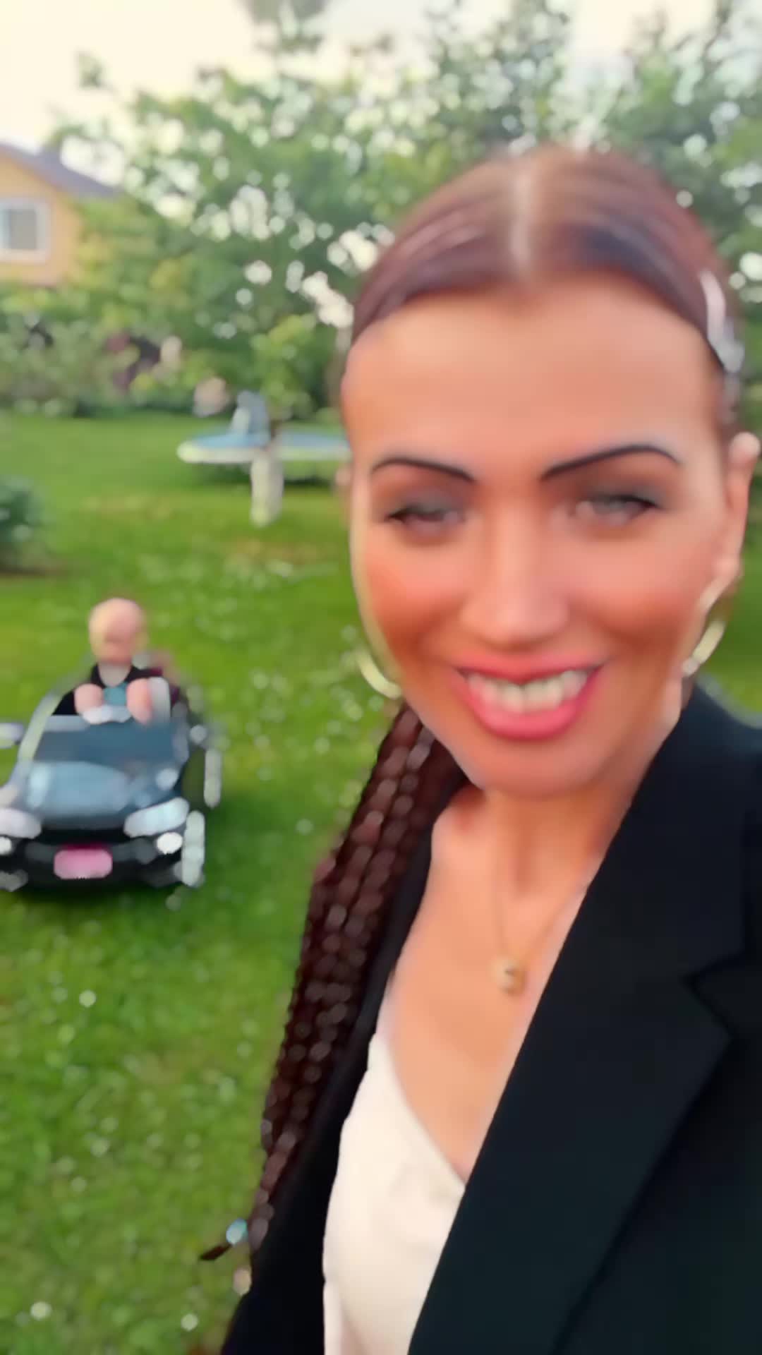 @Laura