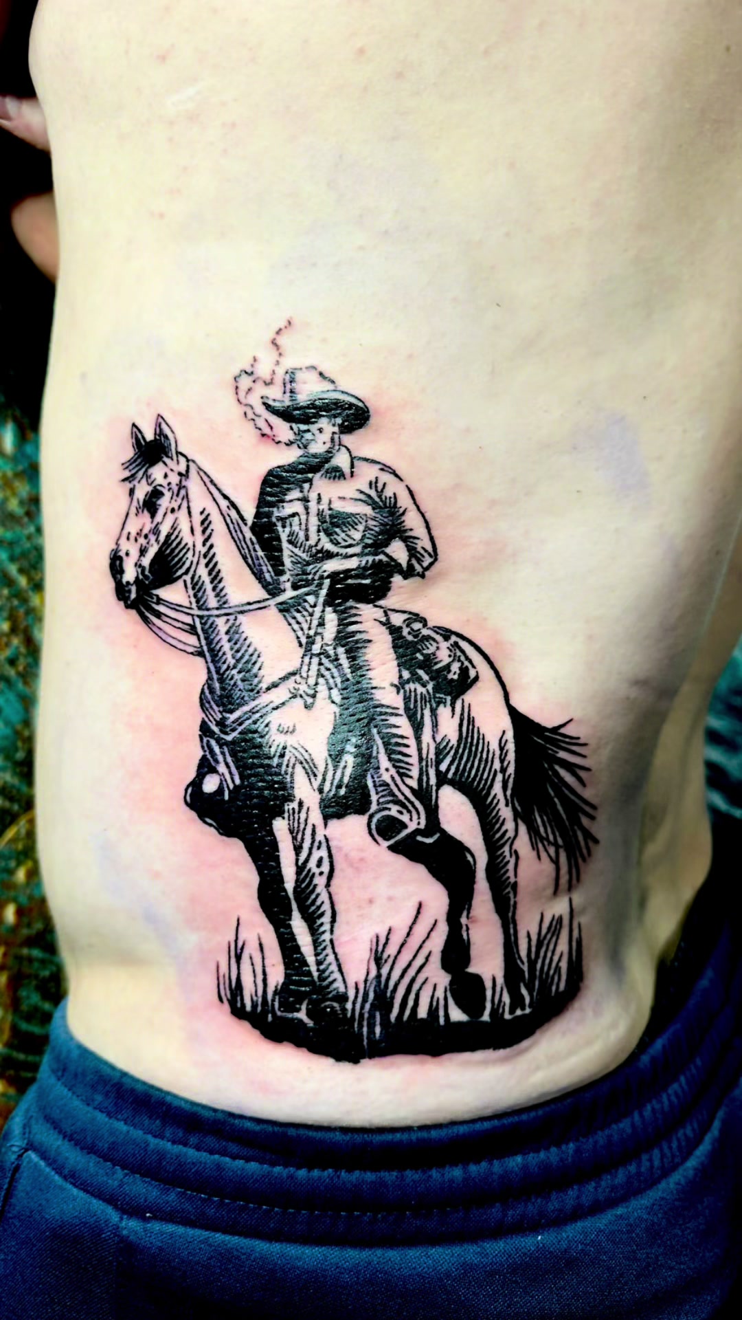 @Deryntwelvetattoo